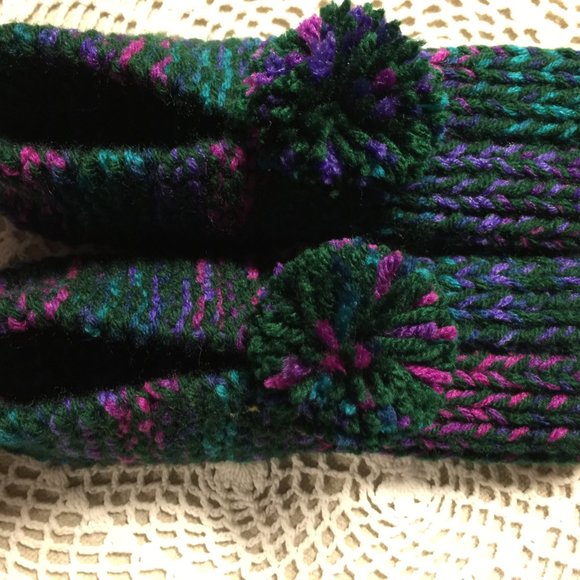 Amish Handmade Knitted House Slippers - Picture 3 of 16